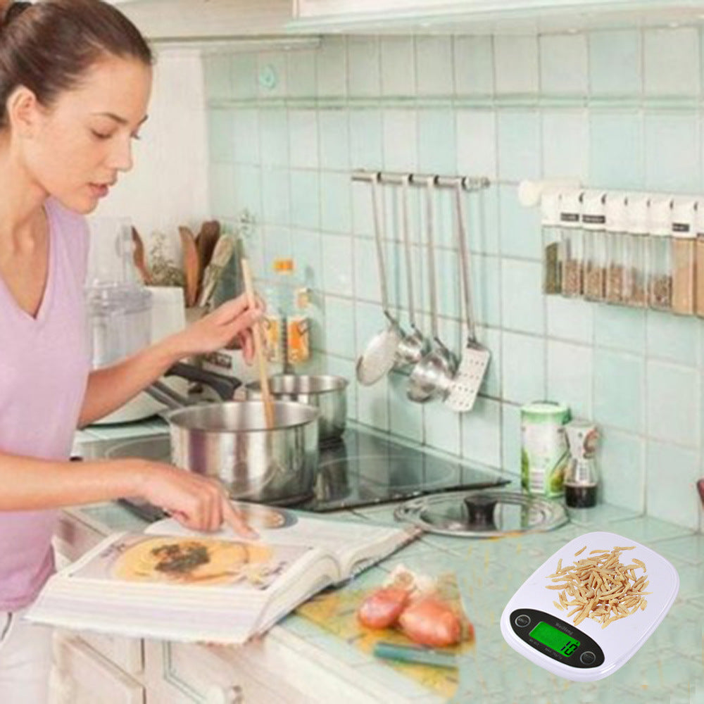 Compact Kitchen Scales for Baking